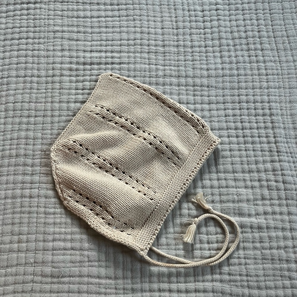 Simple folk gnome hat